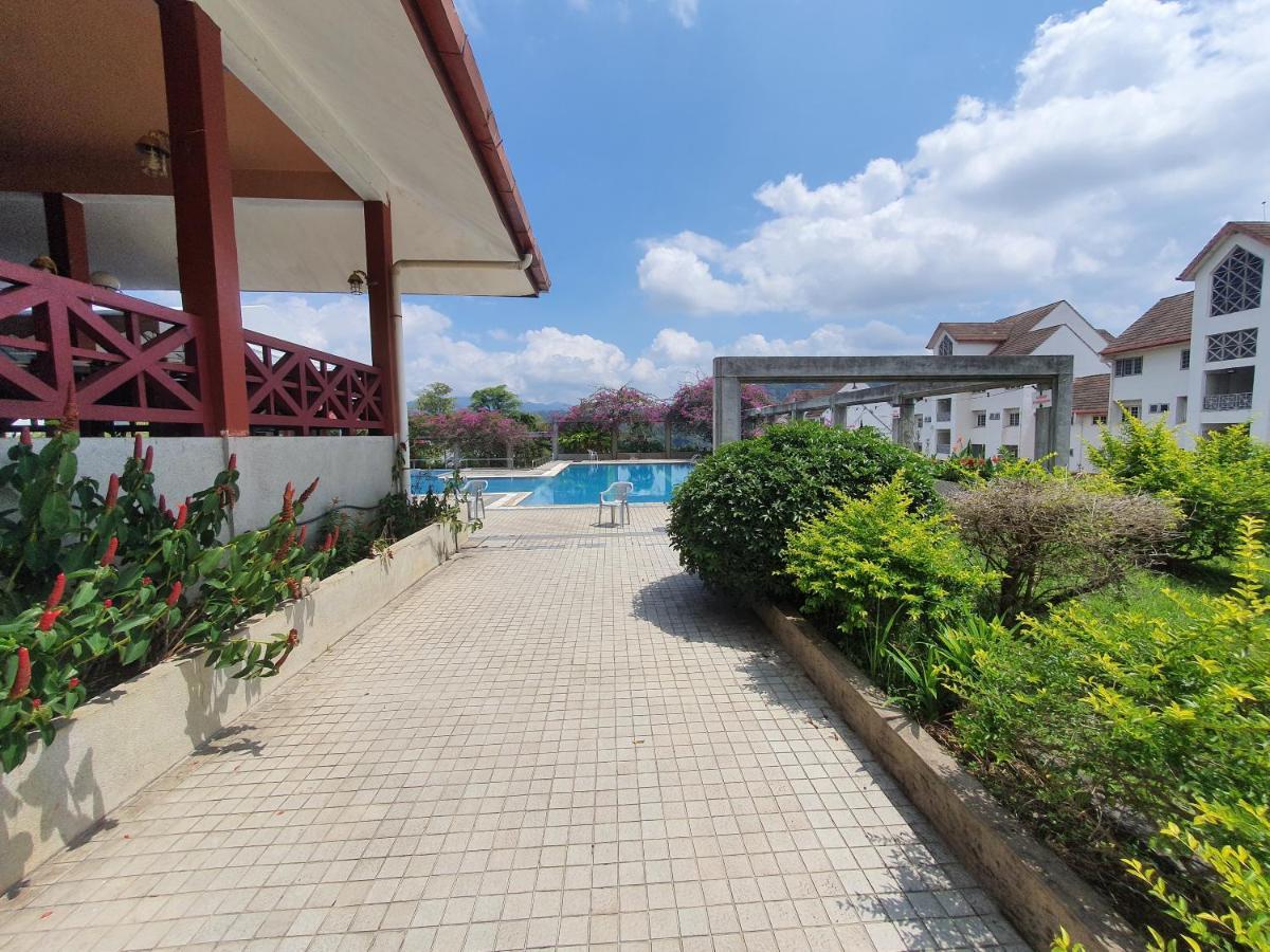 Selesa Hillhomes Golf Resort - P4L1U Bentong Bagian luar foto